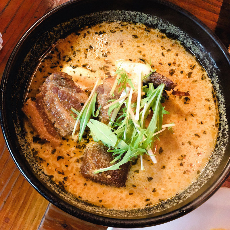 豚角煮 白色 チーズトッピング(札幌スープカレー YellowSpice（銀座イエロースパイス）)