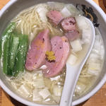 鴨中華そば(塩)(真鯛らーめん 麺魚 )