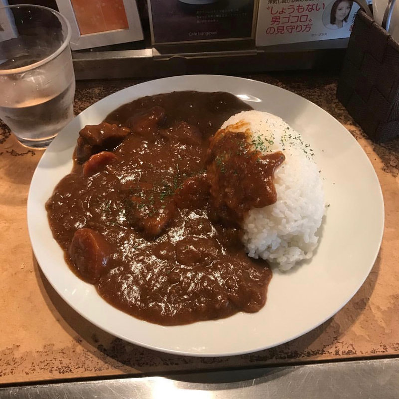 (カフェ フランジパニ 六本木)