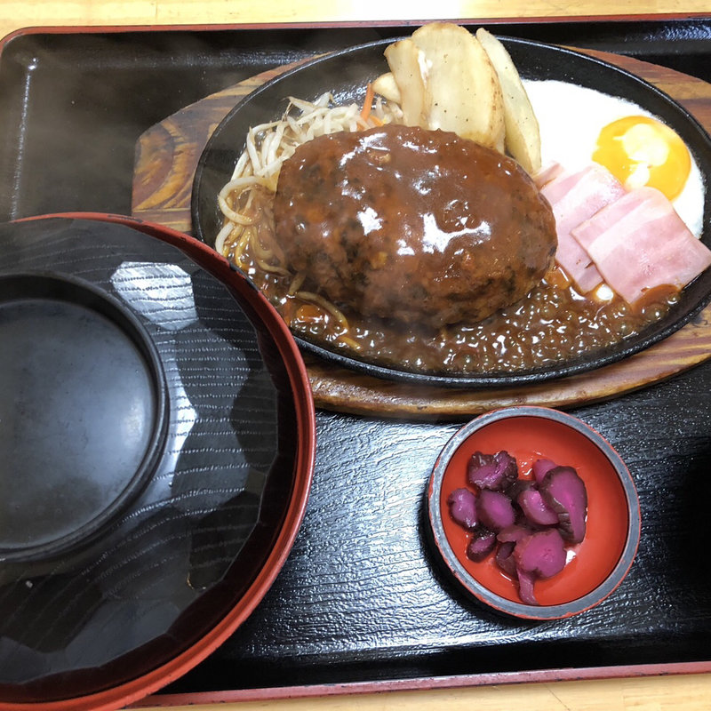 ハンバーグ定食(元祖味里本店)