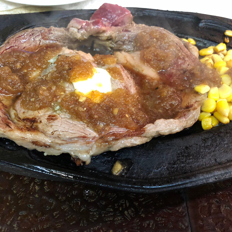 1ポンドステーキ&ライス(ステーキハウス リベラ 五反田店)