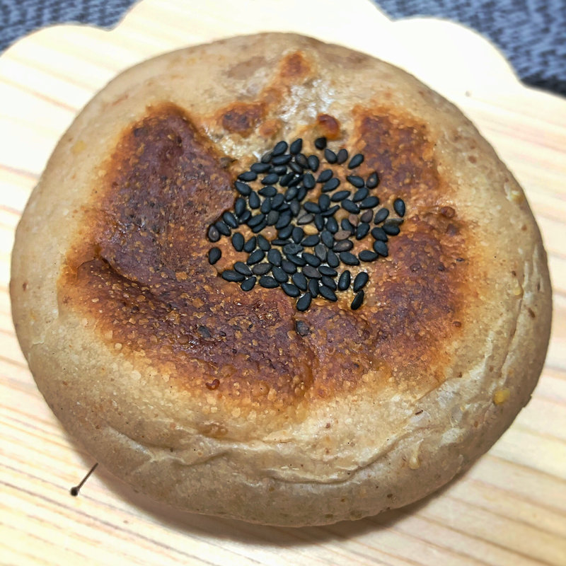 くるみあんぱん(パン工房ルチア オリナス錦糸町店 )