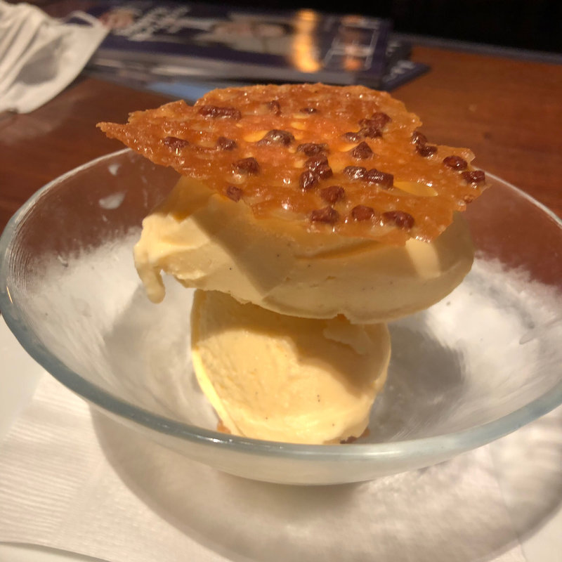 アイスクリーム(カフェ＆ラウンジ Anjin 代官山蔦屋書店)