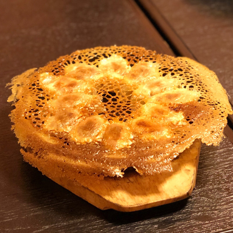 羽根つき餃子(男の真剣台所　男家　箱崎総本店)