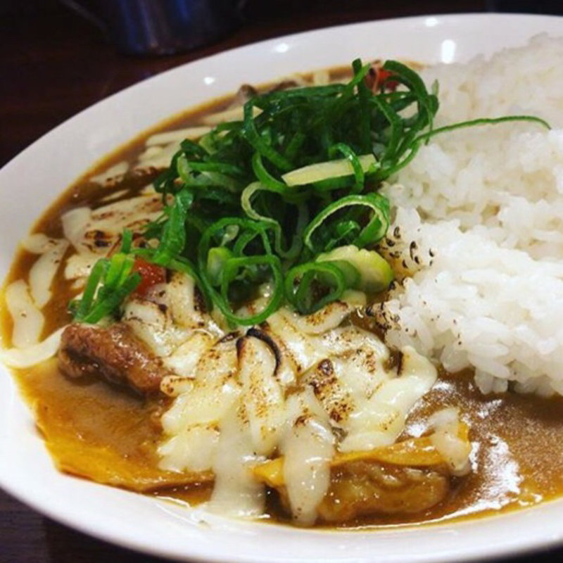 焼きチーズ牛スジ煮込みカレー(前田珈琲 明倫店 （マエダコーヒー）)