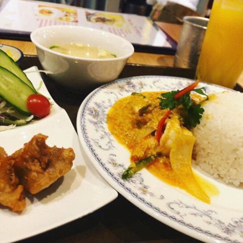 クンパッポンカレーセット(コンケン)