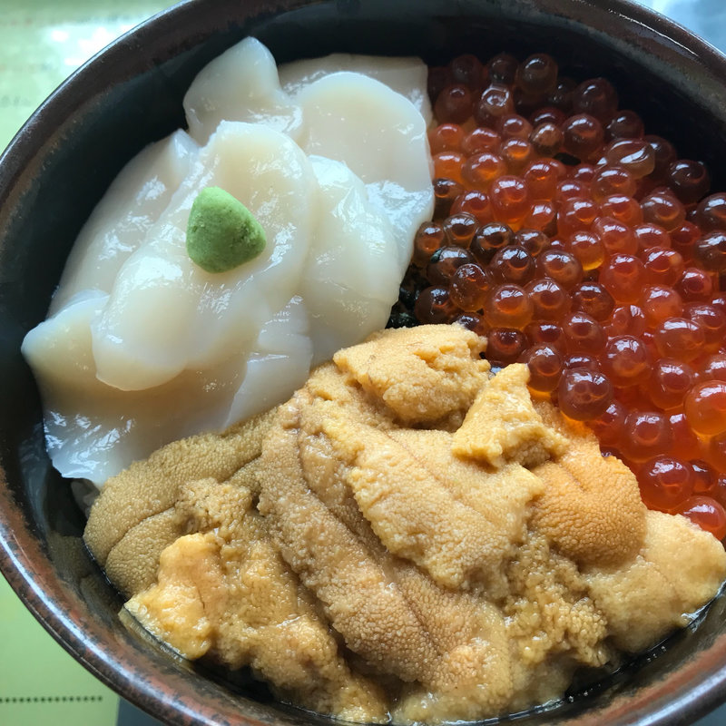 元祖函館　巴丼(きくよ食堂)
