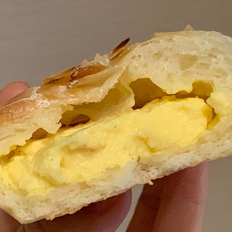 黄金クリームパン(さくら蒸餅堂)