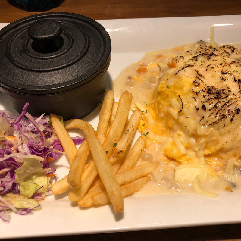 クラムチャウダーオムライス(オムライスLABO)