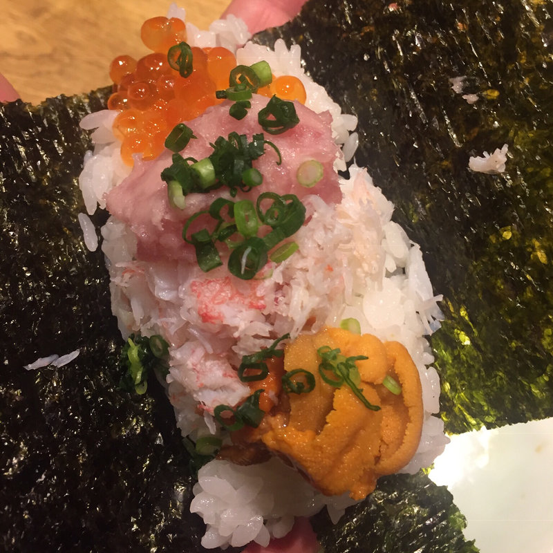 レインボー手巻き(板前 鮨 はなれ-ＨＡＮＡＲＥ- 銀座)