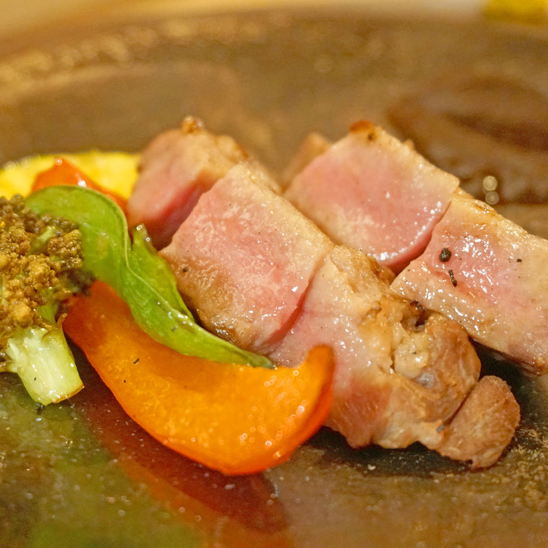 厚切り牛タン(創作天ぷらと炭焼き ワイン はかたあゆむ)