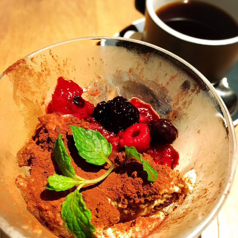 チェリー&ラズベリーティラミス(WIRED CAFE ルミネ立川店)