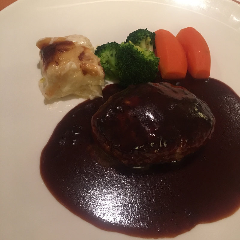 ハンバーグ(SATSUKI サツキ)