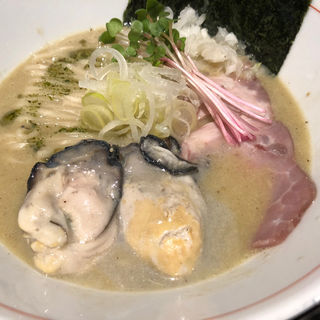 牡蠣白湯(麺と心 7 )