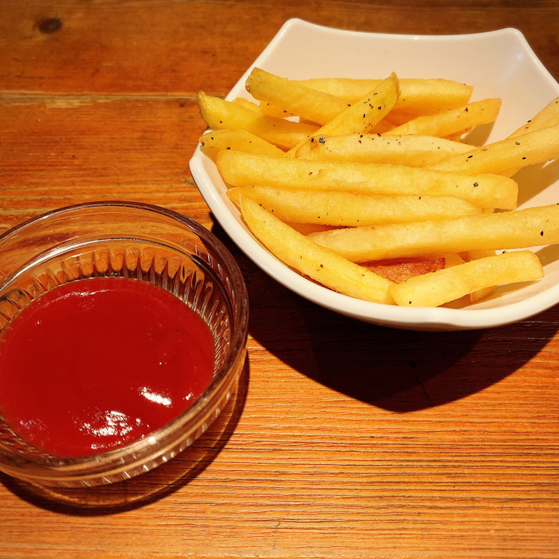 フライドポテト(M.E.S. Cafe & Bar)