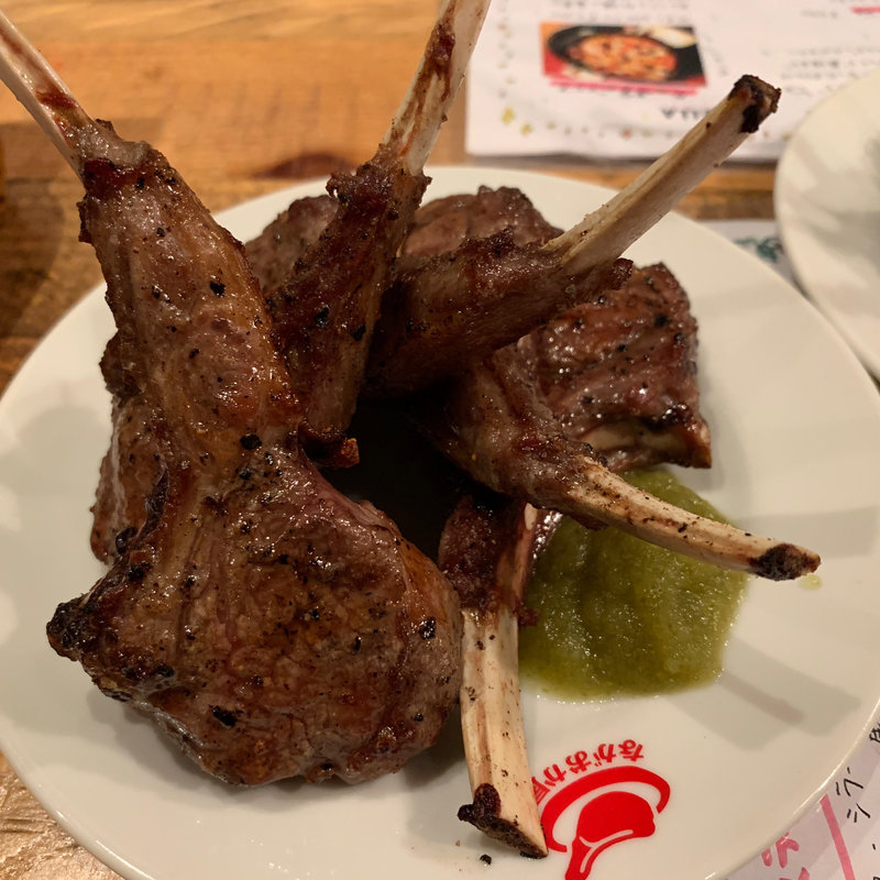 ラムチョップ(下町バル ながおか屋神保町店)