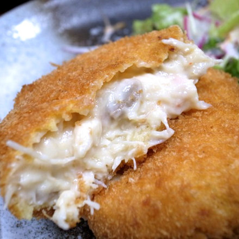 自家製かにクリームコロッケ(棟梁)