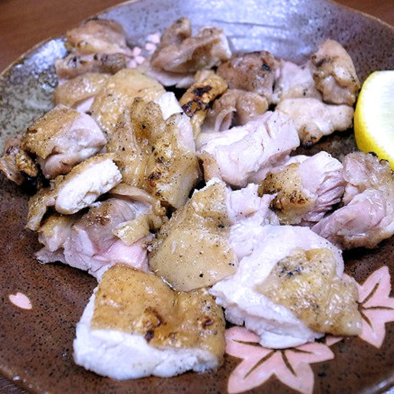 地鶏のもも焼き（塩） (棟梁)
