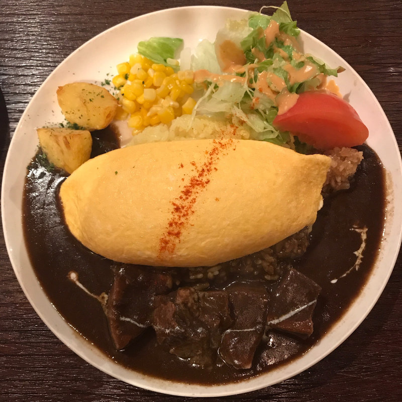 オムカレー(トッピング.タン)(唯我独尊 岸和田店)