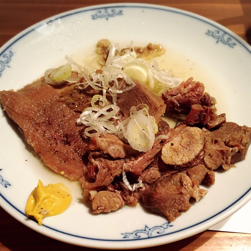 やわらか茹でタン(炭焼 万作 （マンサク）)