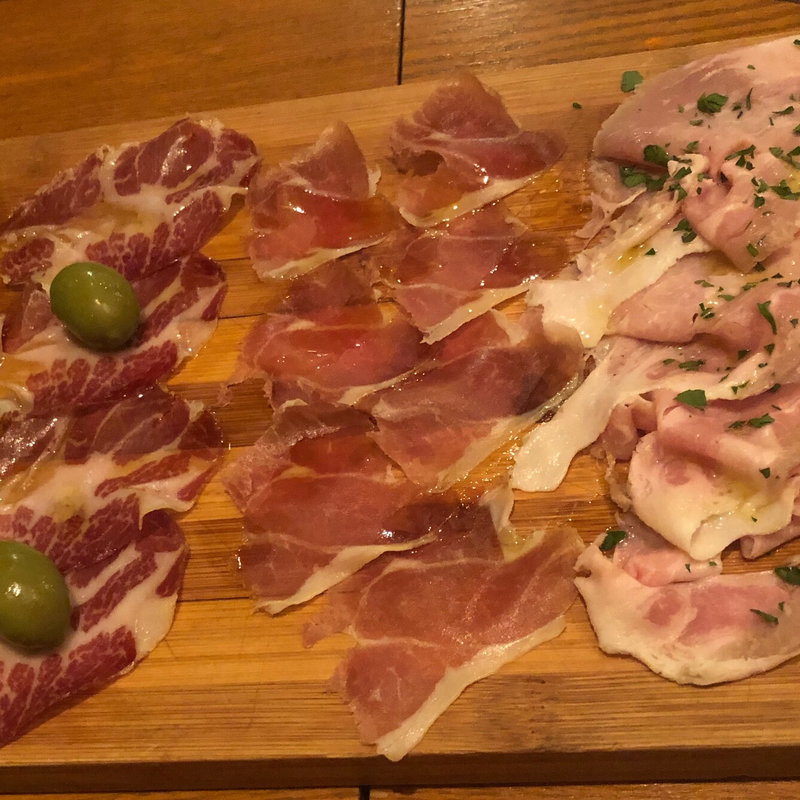 パルマ産熟成生ハム H(ビストロ カルネジーオ （BISTRO CarneSio）)