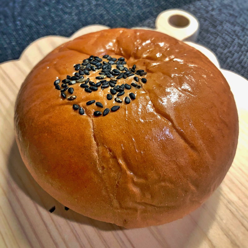 北海道あずきのあんぱん(小麦の郷)