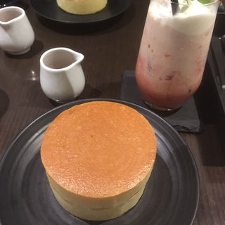 ホットケーキ(自家焙煎珈琲みじんこ)