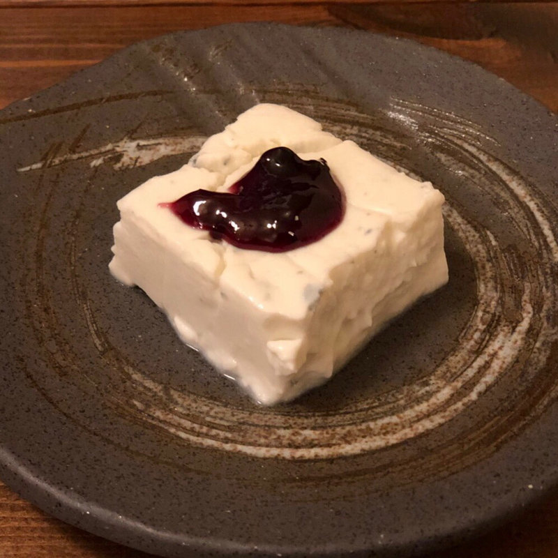 手作りブルーチーズ豆腐(居酒屋　猿楽)