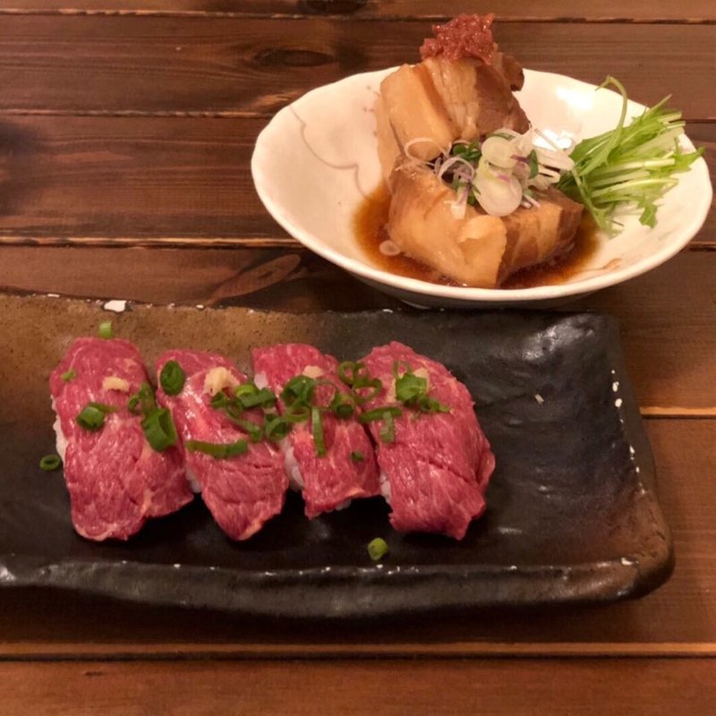 馬にぎり一貫(居酒屋　猿楽)