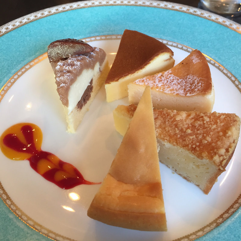 ベイクドチーズケーキ5種盛り(フォルマ 帝塚山本店)