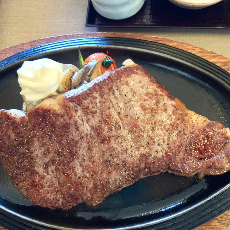 近江牛極上サーロインステーキ200g(レストラン岡崎 )