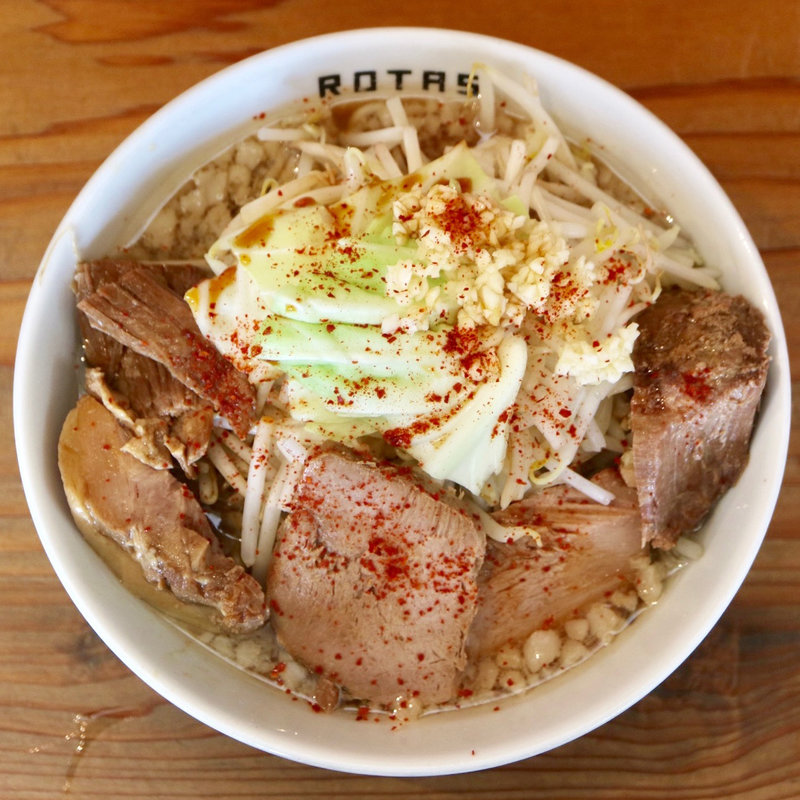 豚増豚そば(ラーメン ろたす)