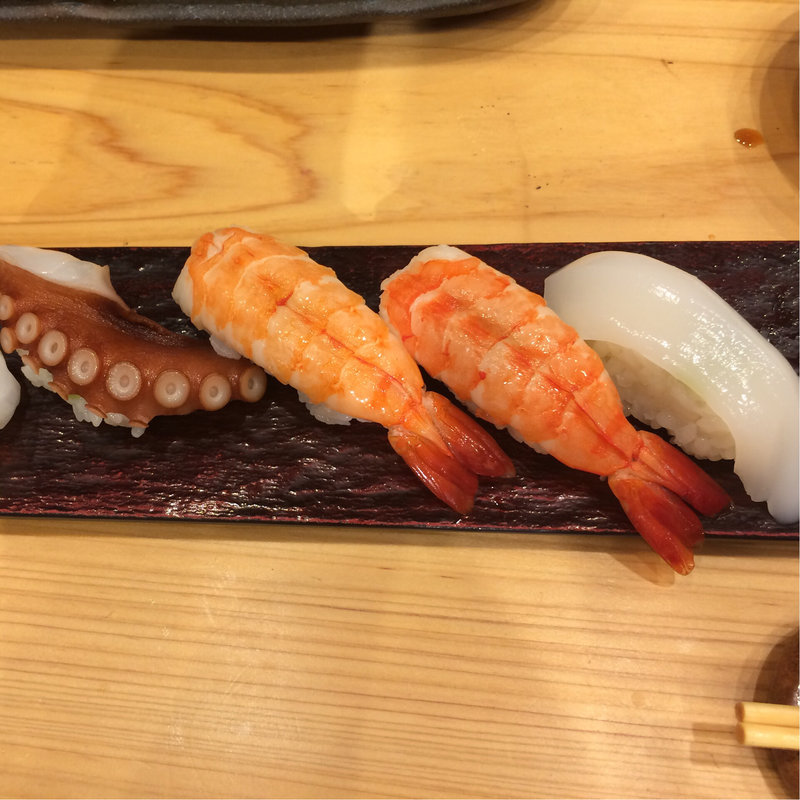 たこ、墨烏賊、海老(玉寿司 )