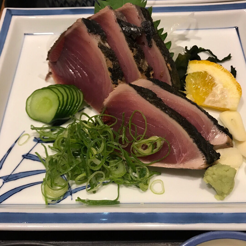 鰹たたき(居酒屋　葉牡丹 （はぼたん）)