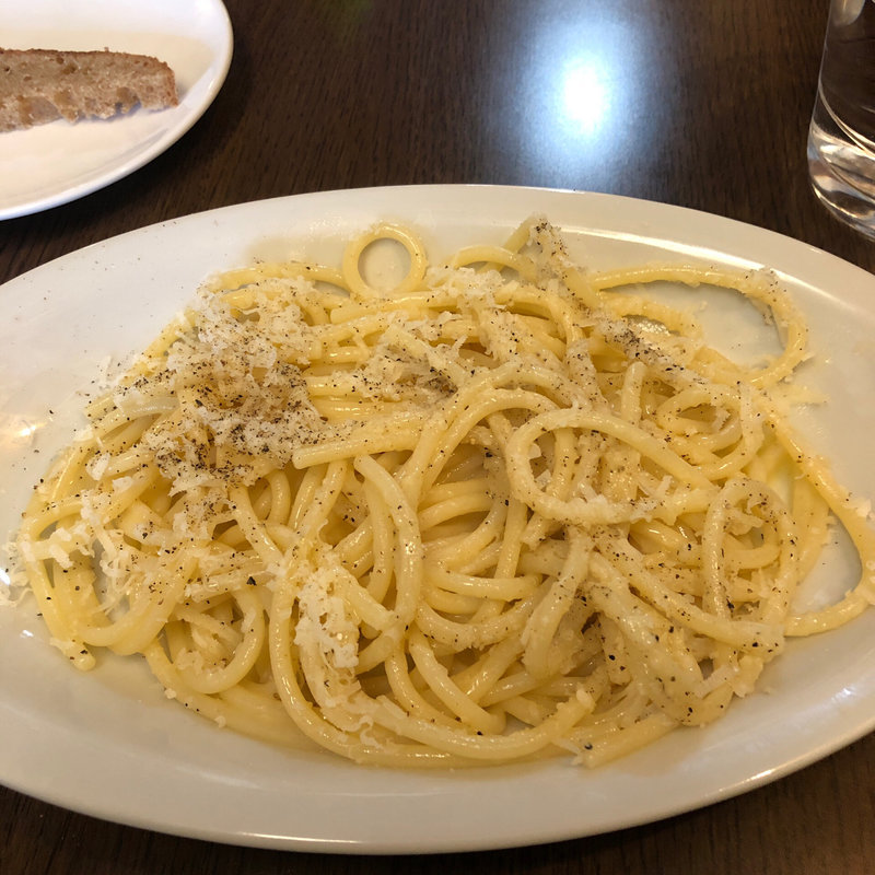 パルミジャーノと黒コショウパスタ(オステリア ルーチェ Osteria Luce)