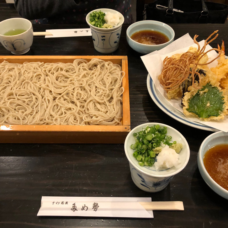 板そば （ざる2枚分の量です）(多め勢 本店（ためせい）)