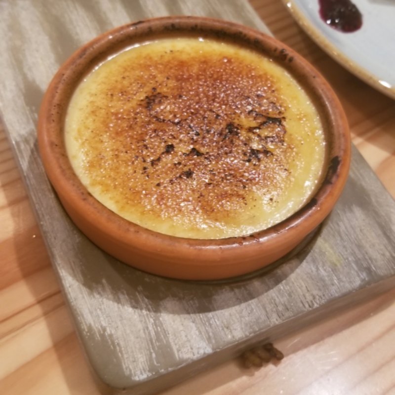 クレマカタラーナ(XIRINGUITO Escriba)