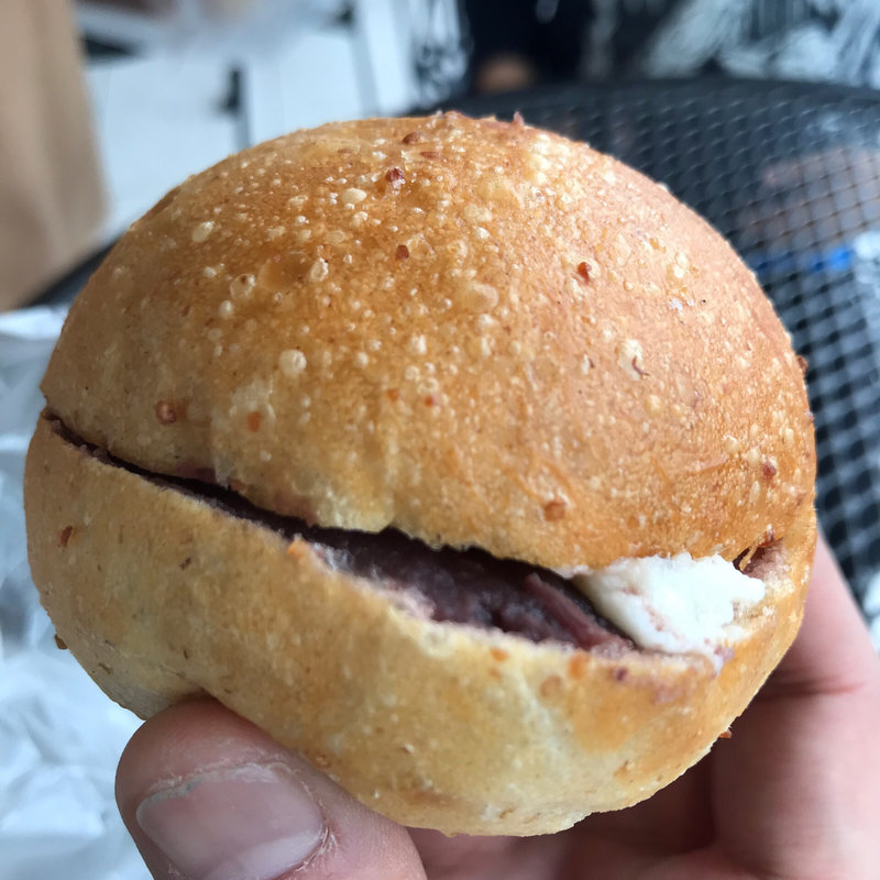 餡バター(シェ・タニ 流団店 )