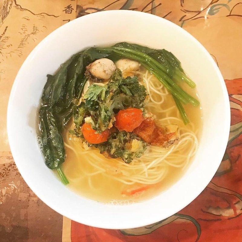 限定 似星WORLD (名古屋コーチン・鮑・ズワイガニ)(似星 （ニボシ）)