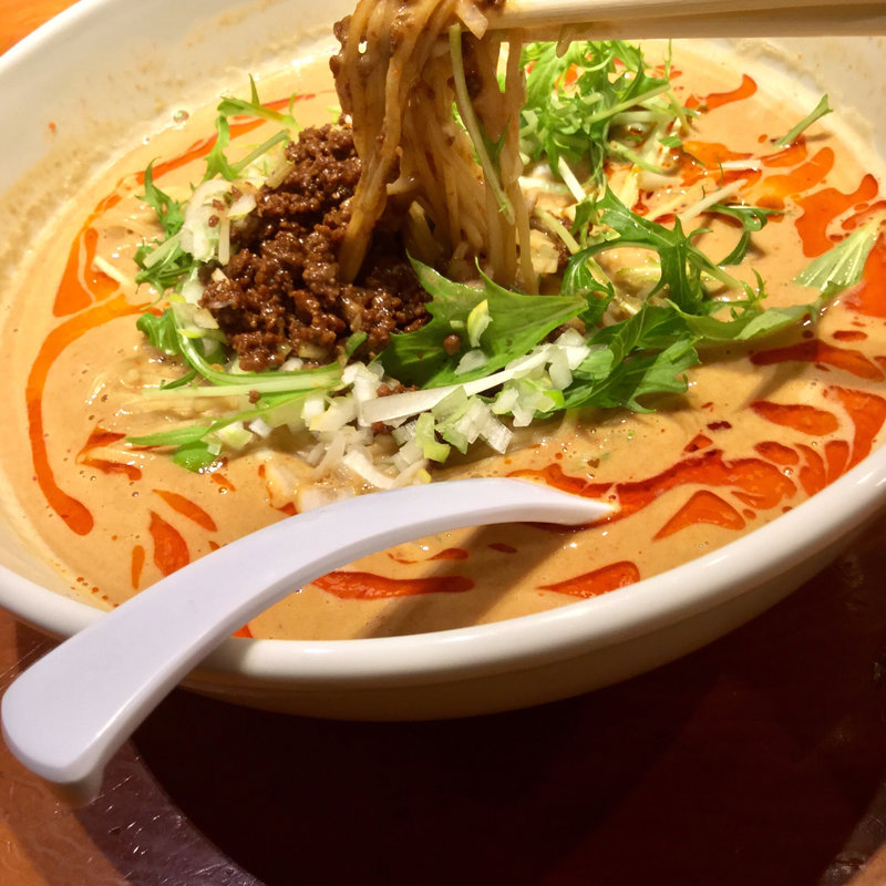 濃厚白胡麻担担麺(天神ササラ)