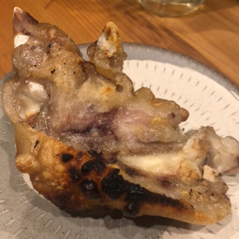 豚足(とりかわ やきとり みつます天神店)