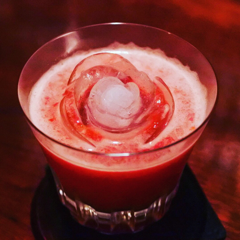 いちごのカクテル(drop in BAR)