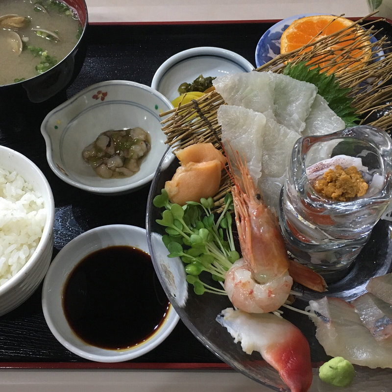 刺身定食(漁師直営いけす 立石)