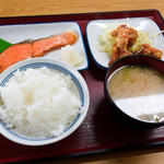 まいどおおきに(丸亀山北食堂 （まいどおおきに食堂）)