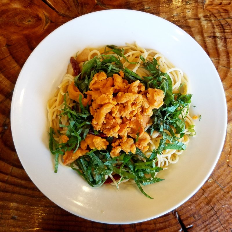 生雲丹のペペロンチーノ大葉添え(ラ・タベルナ )