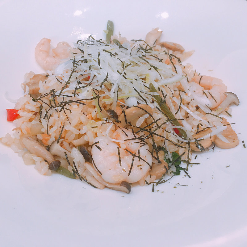 (バー ロータス （BAR LOUTUS）)