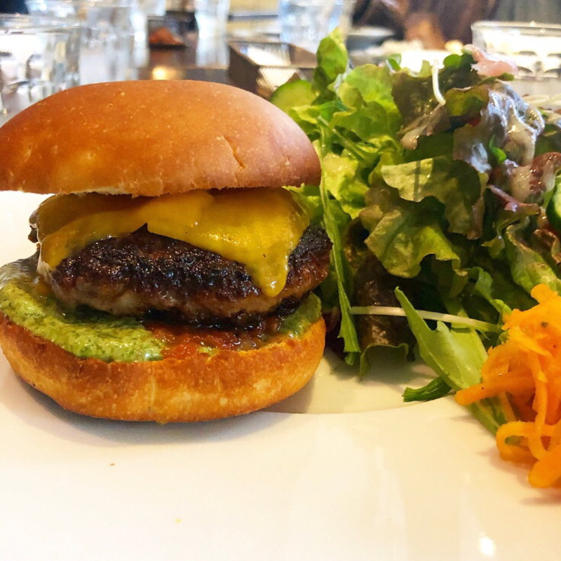 ルーコラバーガー(サラ スイート カフェ ルーコラ （Sala Suite Caffe Rucola ）)