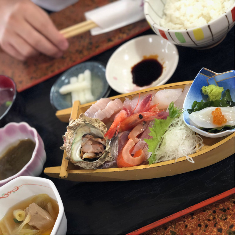 刺身定食(魚山亭 （ぎょさんてい）)