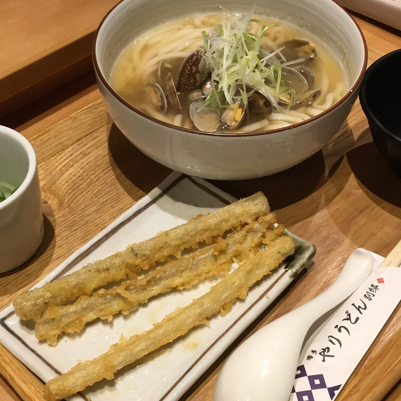 あさりうどん(博多やりうどん 空港別邸)