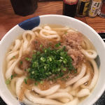 肉うどん(博多うどん酒場 イチカバチカ恵比寿店)